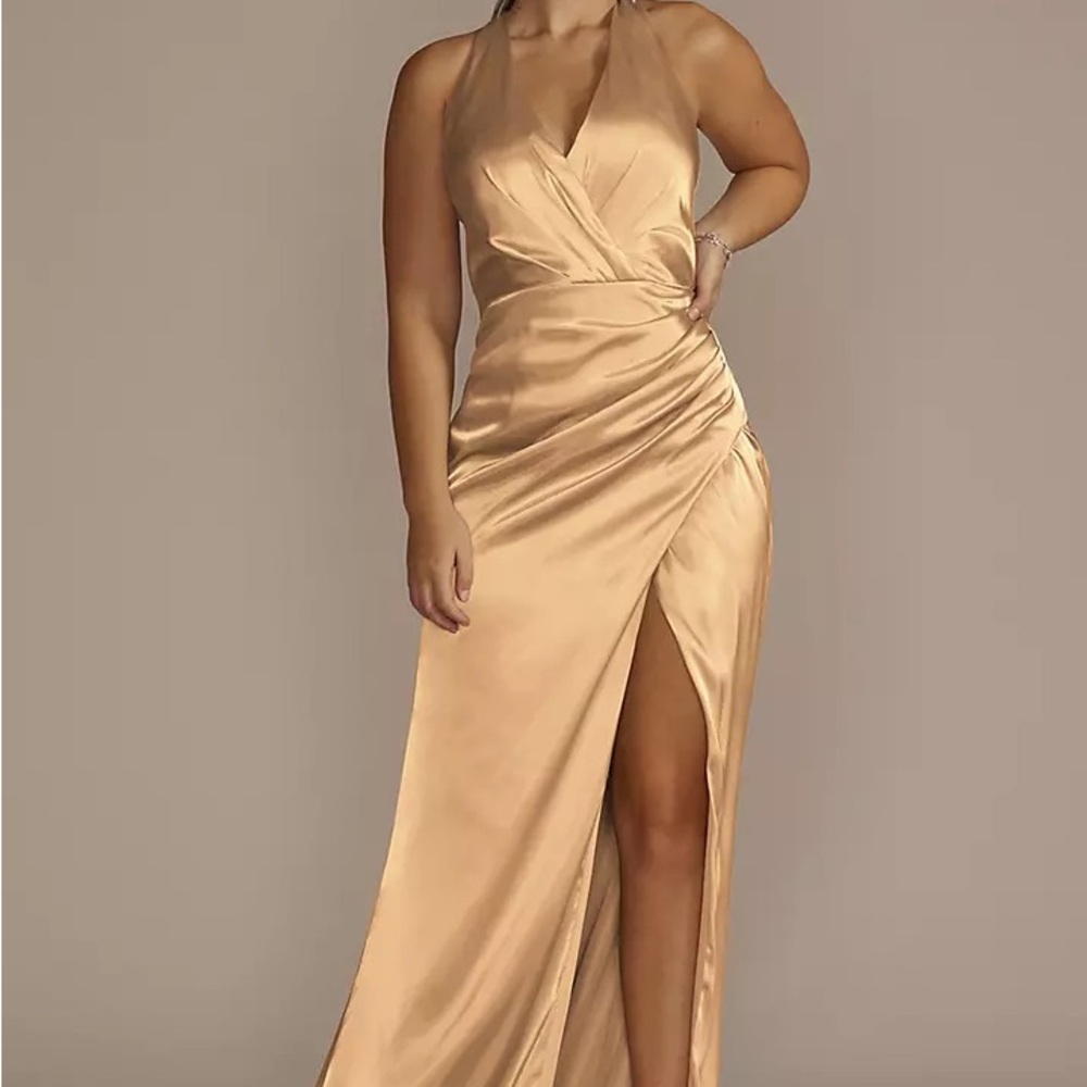 Elegant Gold Evening Gown